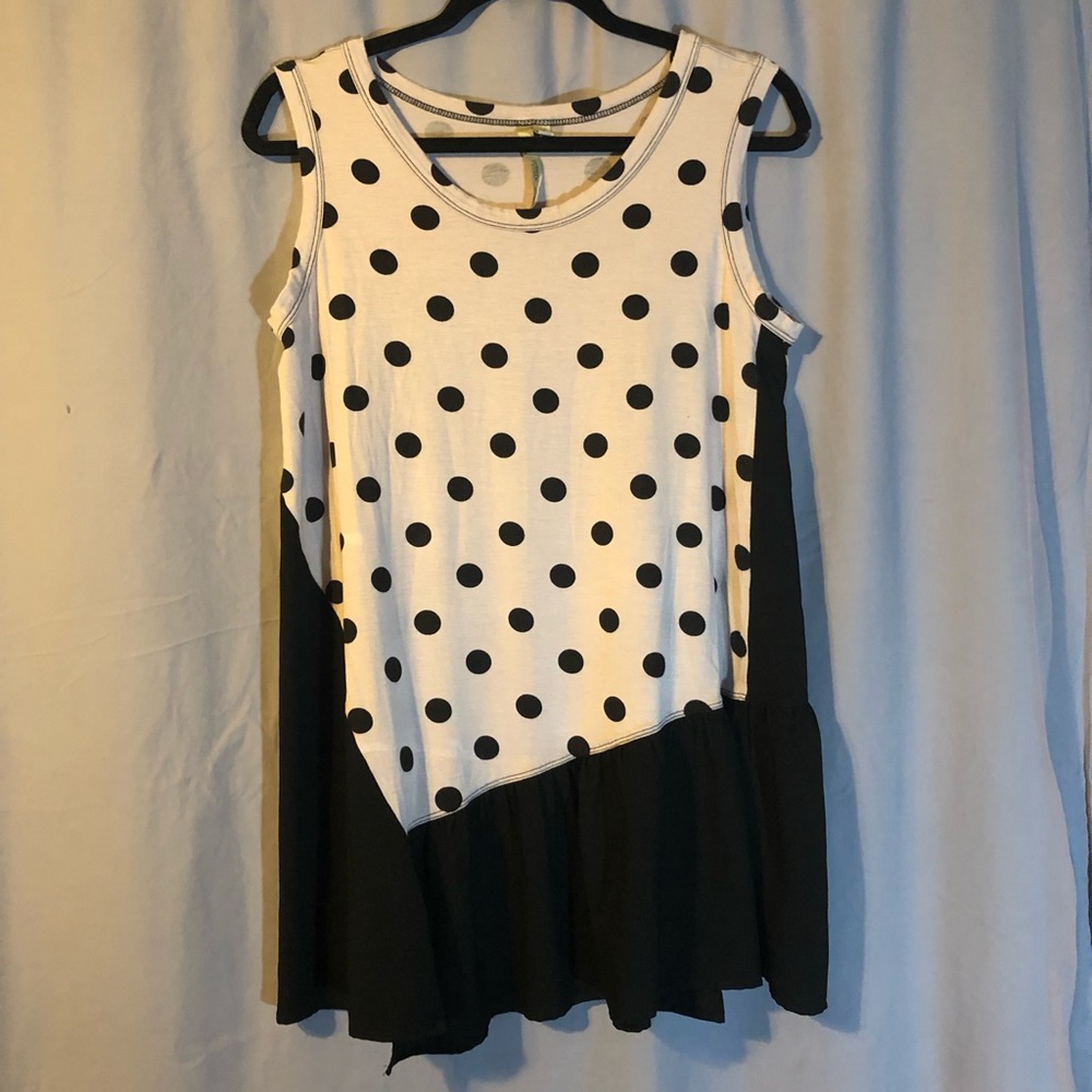 Boutique asymmetrical polka dot tank